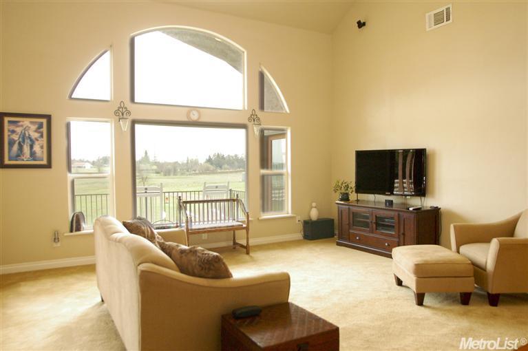 12061 S Green Rd, Wilton, CA 95693 photo 8