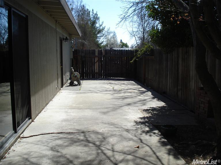 5489 Wildflower Cir, Carmichael, CA 95608 photo 14