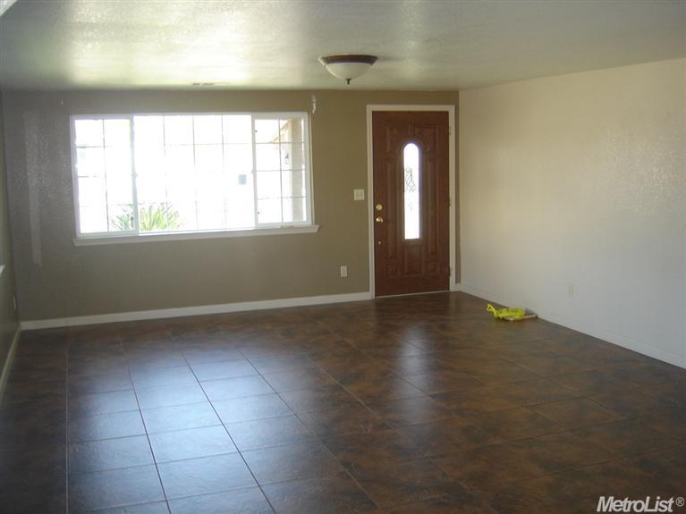 2001 4th St, Hughson, CA 95326 photo 7