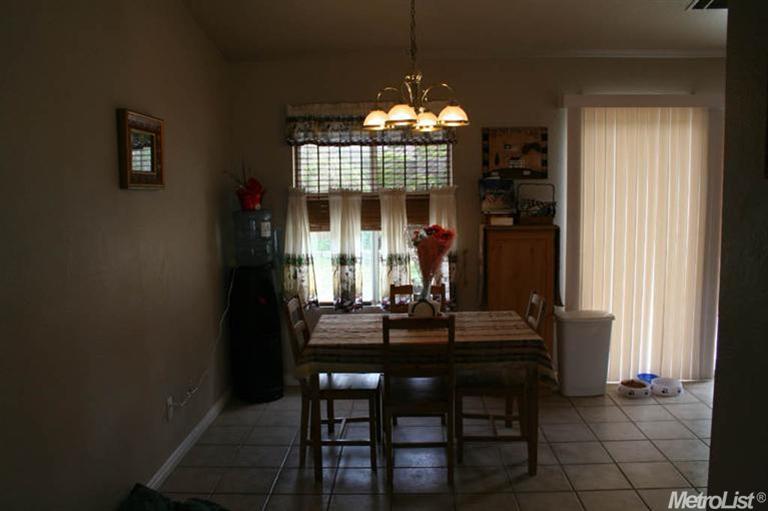 1008 Blue Bonnet Dr, Newman, CA 95360 photo 5