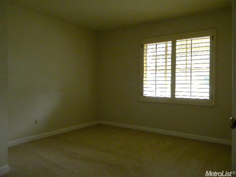 173 E Syracuse Ave, Turlock, CA 95380 photo 3
