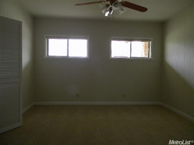 173 E Syracuse Ave, Turlock, CA 95380 photo 6