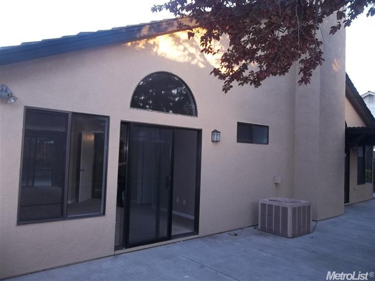 1055 Winters Dr, Manteca, CA 95337 photo 8