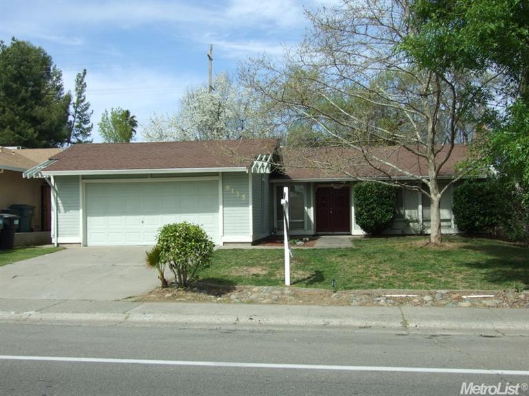 9135 Pershing Ave, Orangevale, CA 95662 photo 1