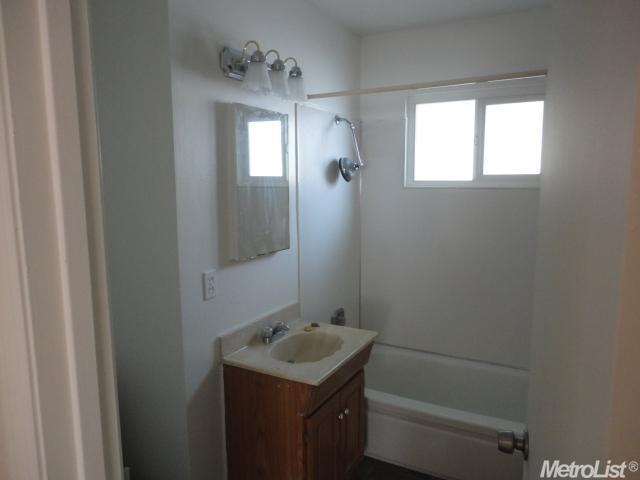 1935 Lehigh Dr, Davis, CA 95616 photo 13