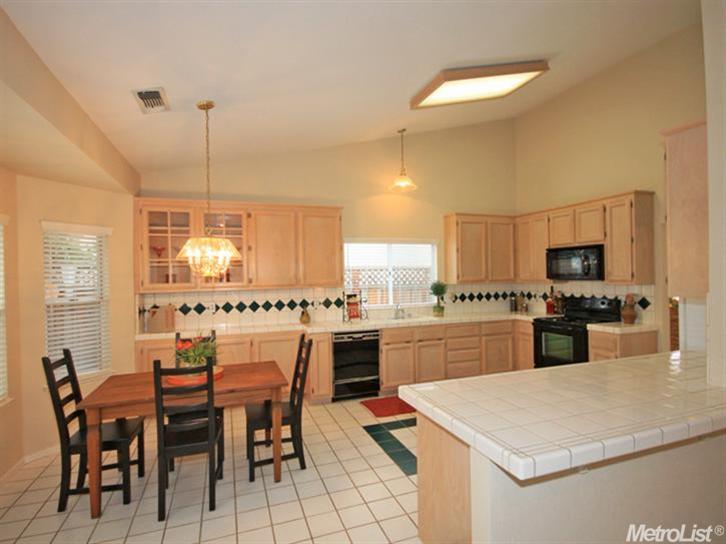 2325 Eagle Ct, Rocklin, CA 95677 photo 10