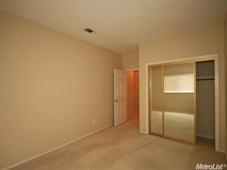 2325 Eagle Ct, Rocklin, CA 95677 photo 17