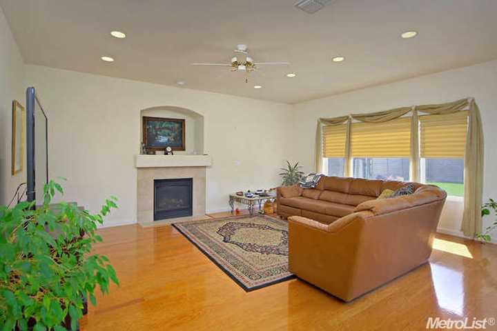 2007 Bearden St, Davis, CA 95618 photo 13
