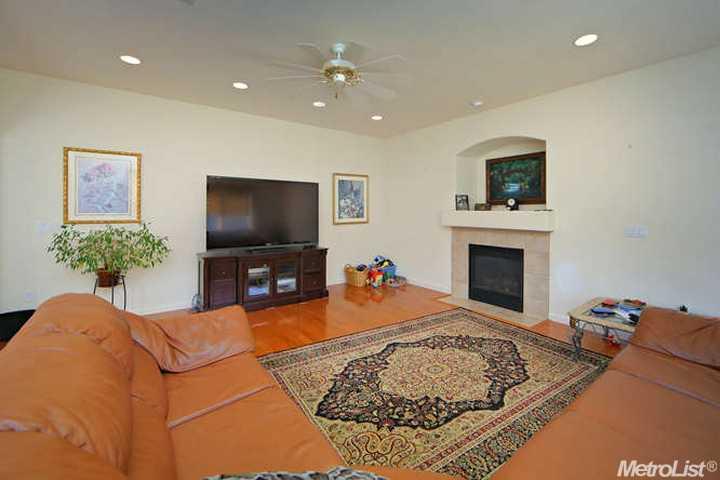 2007 Bearden St, Davis, CA 95618 photo 14
