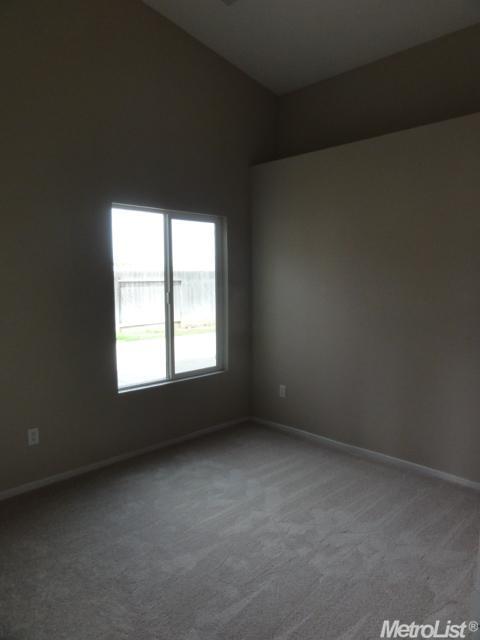 577 Monique Ct, Merced, CA 95341 photo 8
