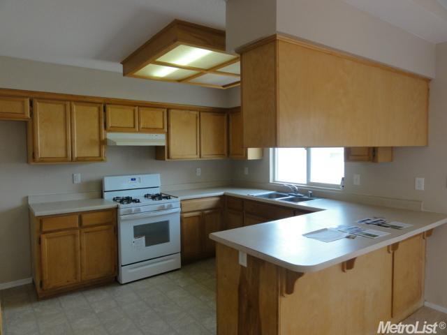 577 Monique Ct, Merced, CA 95341 photo 6