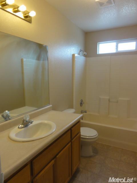 577 Monique Ct, Merced, CA 95341 photo 13