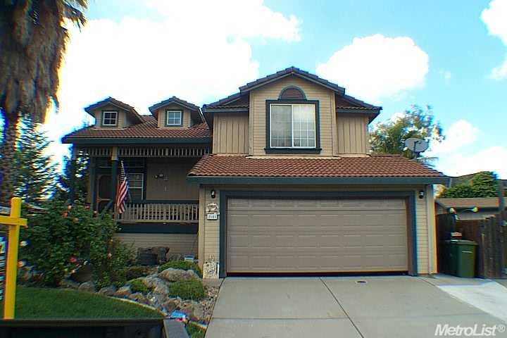 2101 Jayhawk Dr, Lodi, CA 95240 photo 1