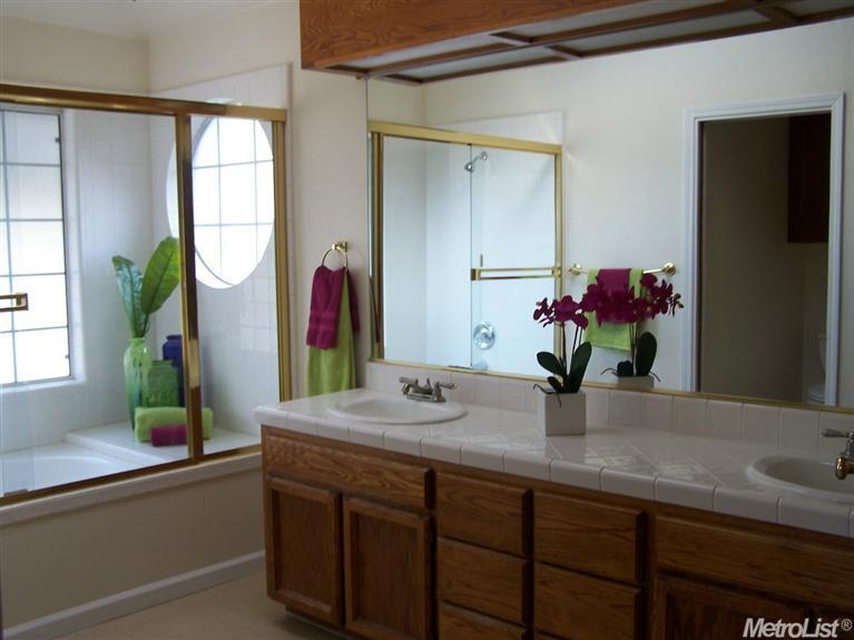 2323 Benton Place Pl, Davis, CA 95616 photo 9