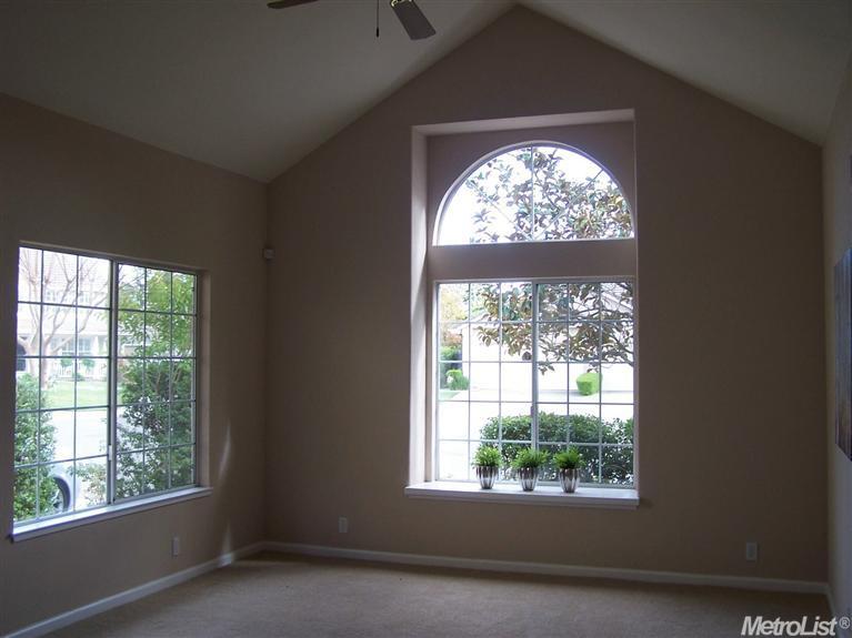 2323 Benton Place Pl, Davis, CA 95616 photo 2