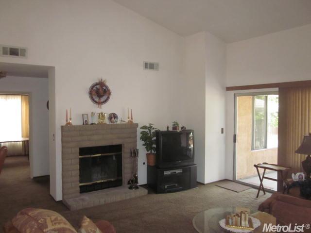 1891 Earl Way, Tracy, CA 95376 photo 3