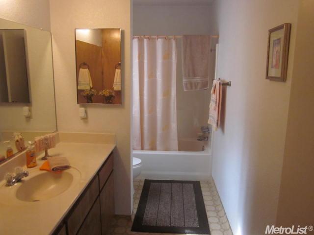1891 Earl Way, Tracy, CA 95376 photo 12