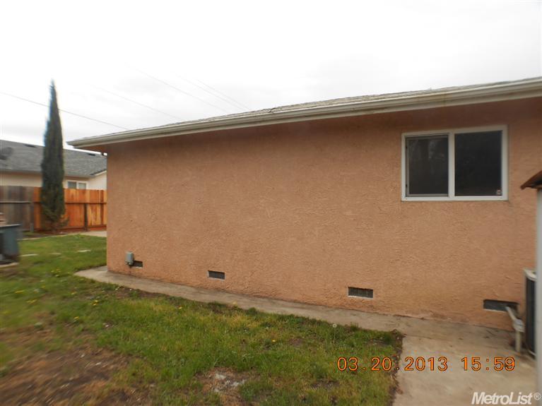 406 Plumas Way, Lodi, CA 95242 photo 23