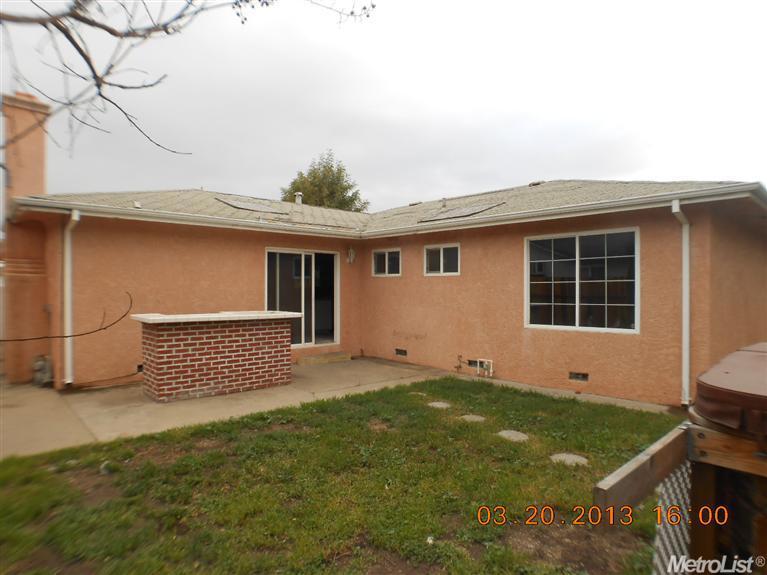 406 Plumas Way, Lodi, CA 95242 photo 22