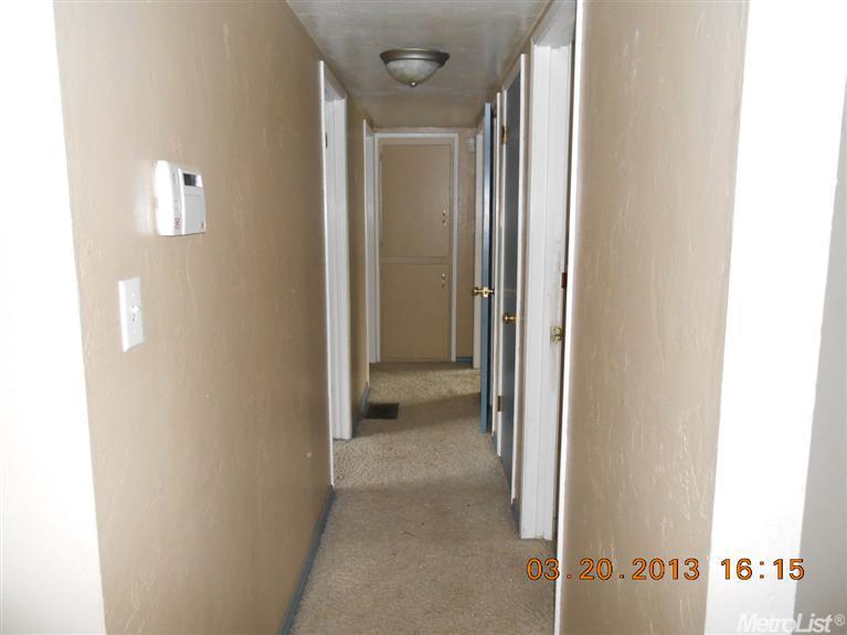 406 Plumas Way, Lodi, CA 95242 photo 11