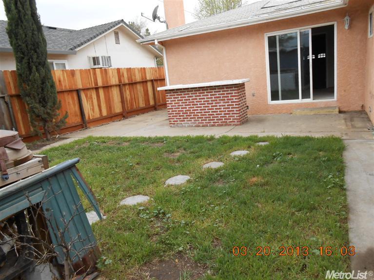 406 Plumas Way, Lodi, CA 95242 photo 25
