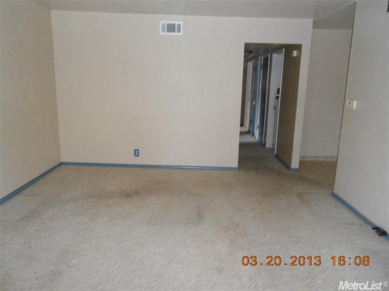 406 Plumas Way, Lodi, CA 95242 photo 5