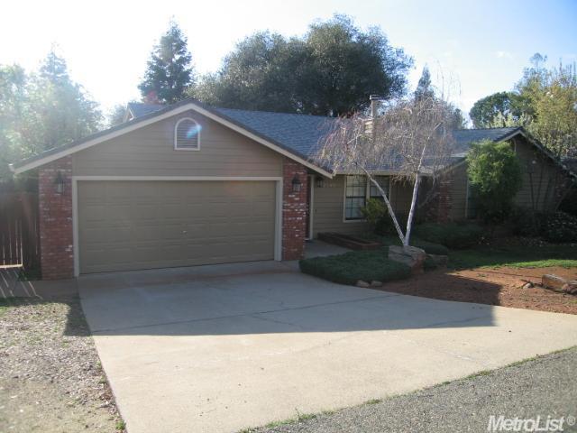 2540 Dudley Dr, Rescue, CA 95672 photo 3