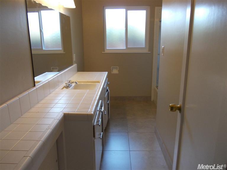 1425 Concord Ave, Modesto, CA 95350 photo 5