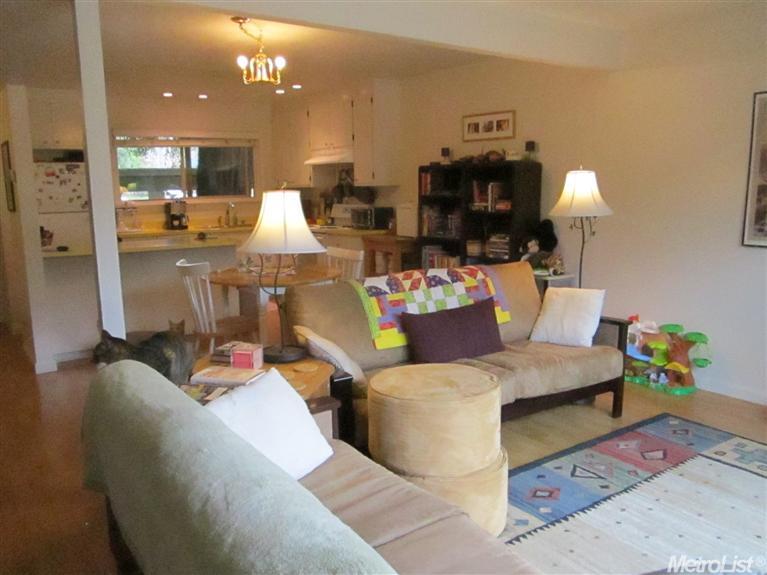 2054 Alta Loma St, Davis, CA 95616 photo 2