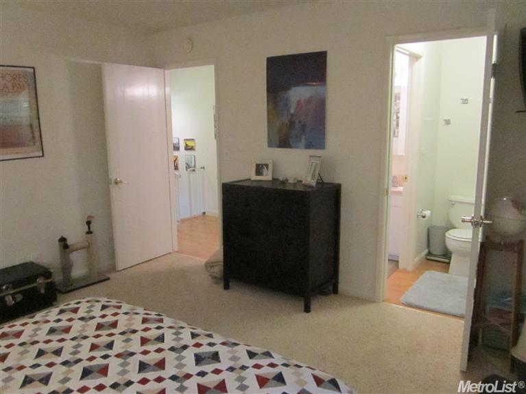 2054 Alta Loma St, Davis, CA 95616 photo 7