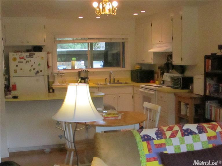 2054 Alta Loma St, Davis, CA 95616 photo 3