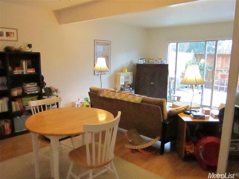 2054 Alta Loma St, Davis, CA 95616 photo 4