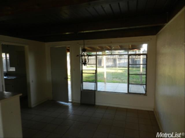 1609 Bedford Ave, Modesto, CA 95351 photo 4
