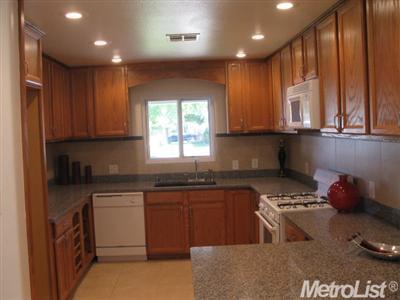 312 Charles Ave, Modesto, CA 95350 photo 2