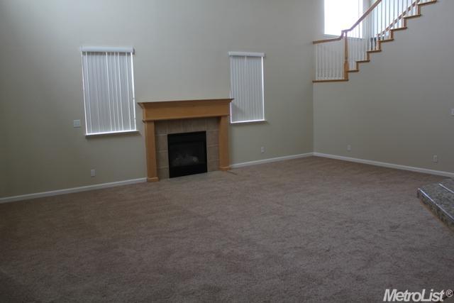 669 Pecan Dr, Ripon, CA 95366 photo 4