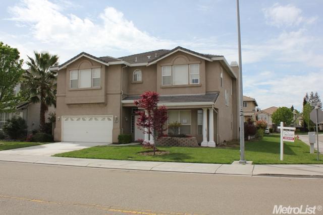 669 Pecan Dr, Ripon, CA 95366 photo 1