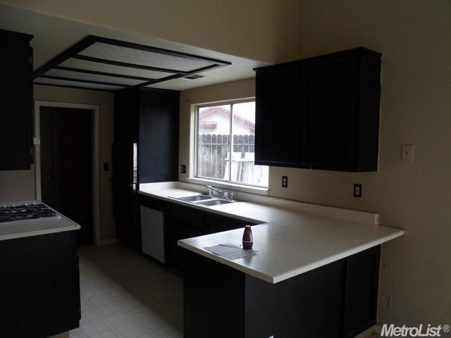 1008 E Fairmont Ave, Modesto, CA 95350 photo 6