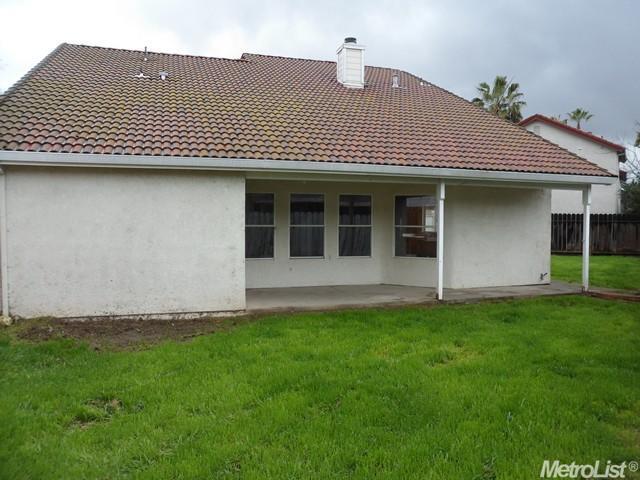 1008 E Fairmont Ave, Modesto, CA 95350 photo 24