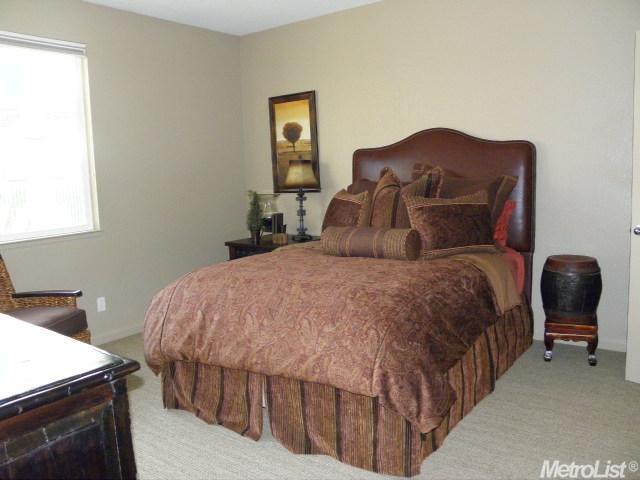9028 Tee Box Ct, Patterson, CA 95363 photo 14