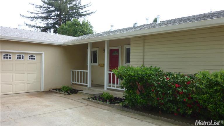 5324 Flagstone St, Carmichael, CA 95608 photo 2