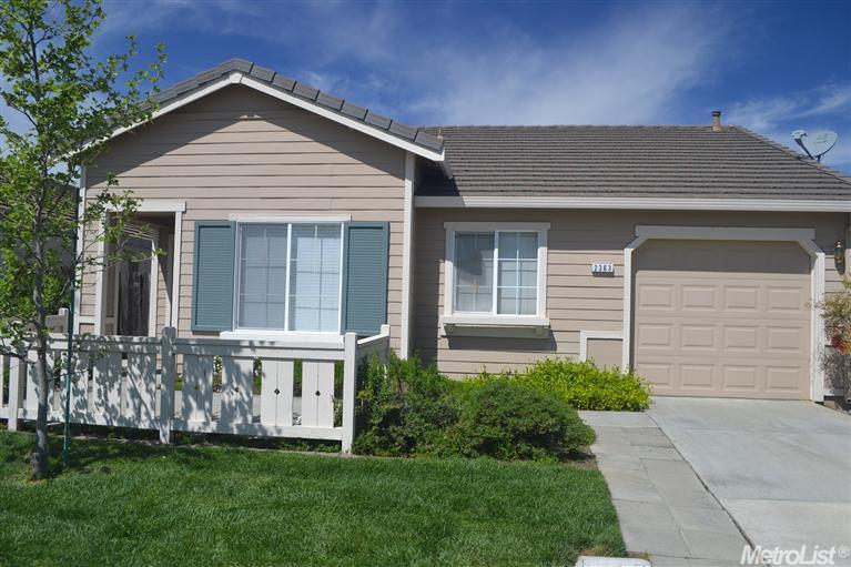 2363 Caravaggio Dr, Davis, CA 95618 photo 1