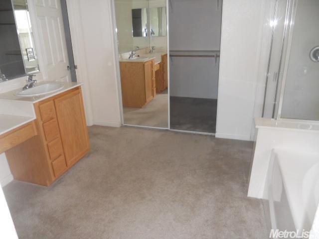 531 Rodeo Grounds, Newman, CA 95360 photo 3