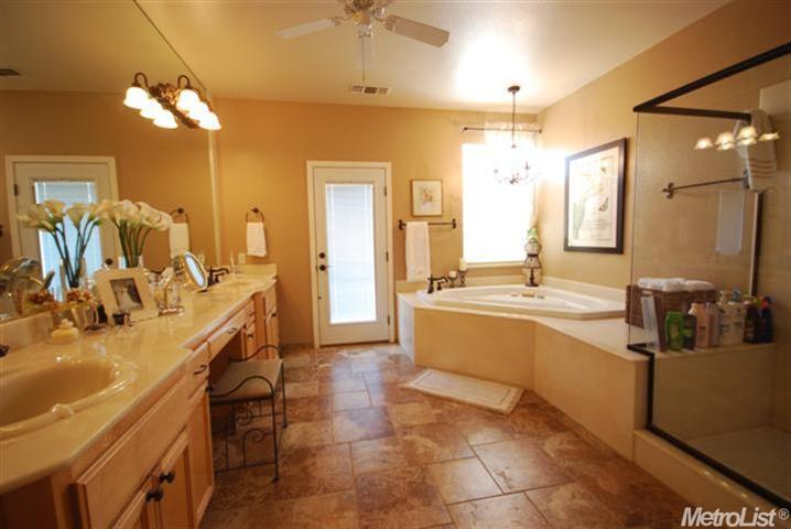 1241 Buzzini Ct, Ripon, CA 95366 photo 16