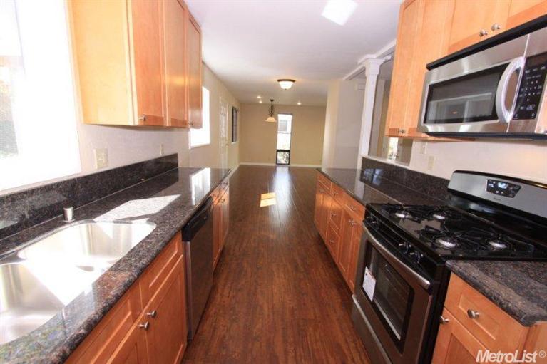 3840 Garfield Ave, Carmichael, CA 95608 photo 7