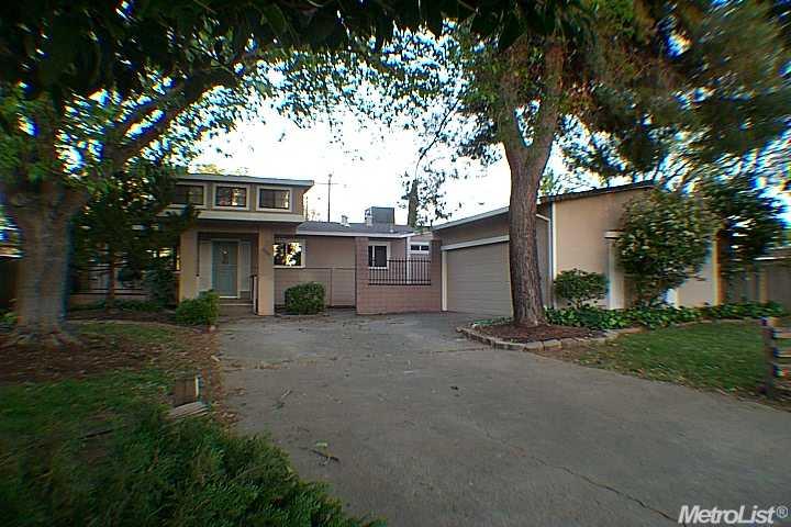 3840 Garfield Ave, Carmichael, CA 95608 photo 1