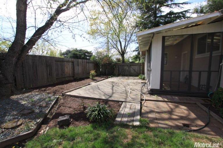 3840 Garfield Ave, Carmichael, CA 95608 photo 6