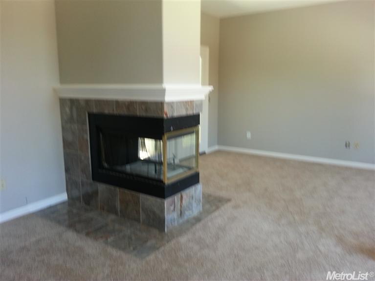 420 Laurelwood Ln, Ripon, CA 95366 photo 10