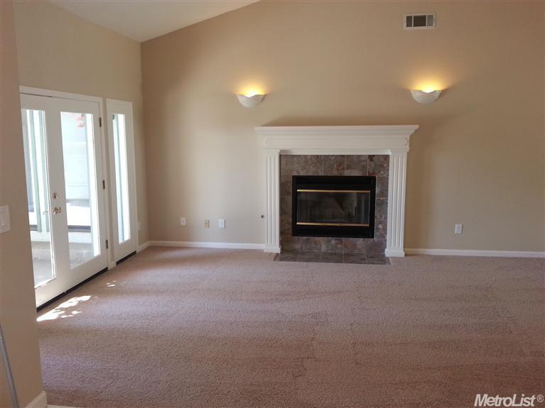 420 Laurelwood Ln, Ripon, CA 95366 photo 3