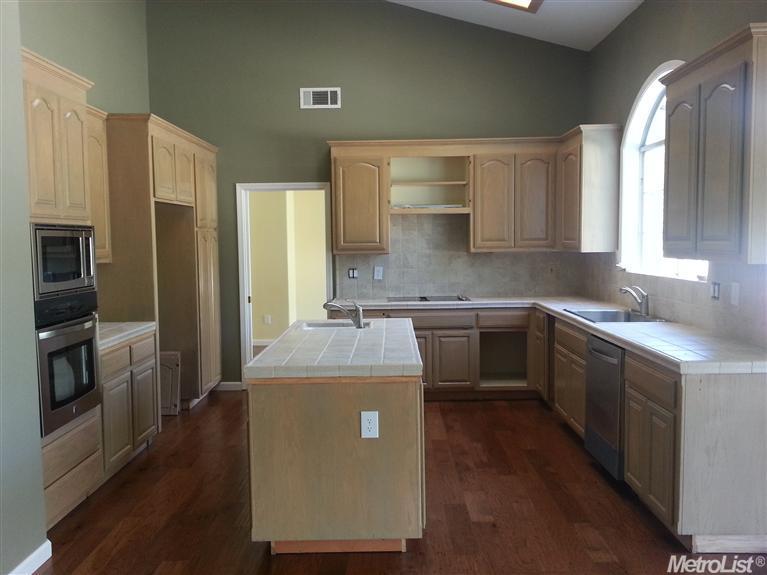 420 Laurelwood Ln, Ripon, CA 95366 photo 5