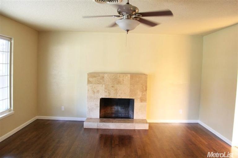 319 Broderick Ave, Modesto, CA 95350 photo 8